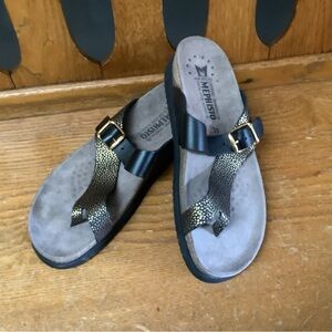 Women’s Helen Mix Black Condor, Brand New...no tags or box, size 39